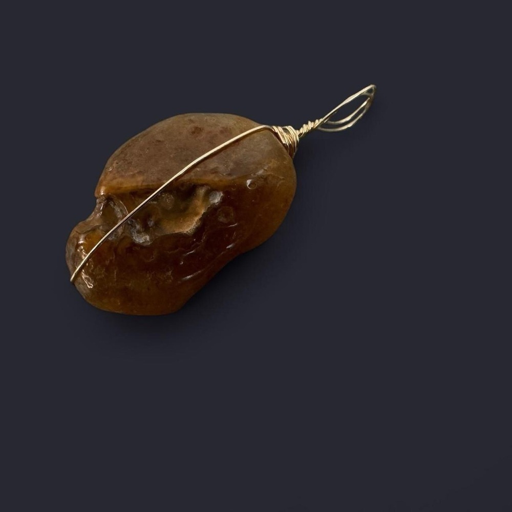 Agate Wire Wrapped Pendant - Picture 4 of 4
